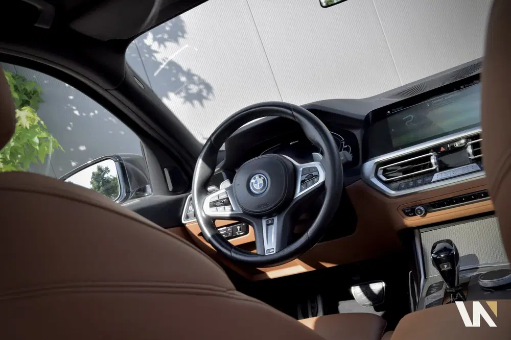BMW 3-serie 3 Serie Touring 330e xDrive M-Sport 292 pk uit 2022, foto 9