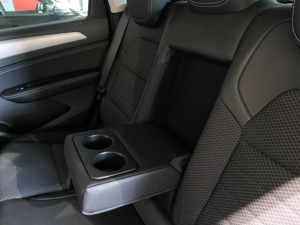 Renault Arkana 1.6 E-Tech hybrid 145 techno uit 2023, foto 9