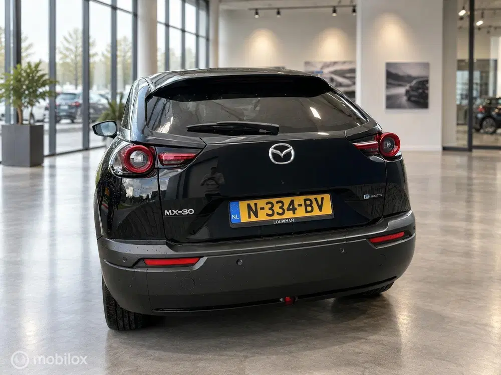 Mazda MX-30 e-SkyActiv 145 36kWh uit 2021, foto 7
