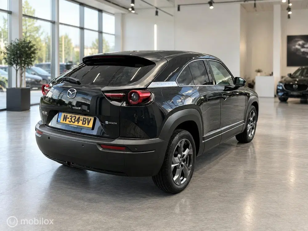 Mazda MX-30 e-SkyActiv 145 36kWh uit 2021, foto 8