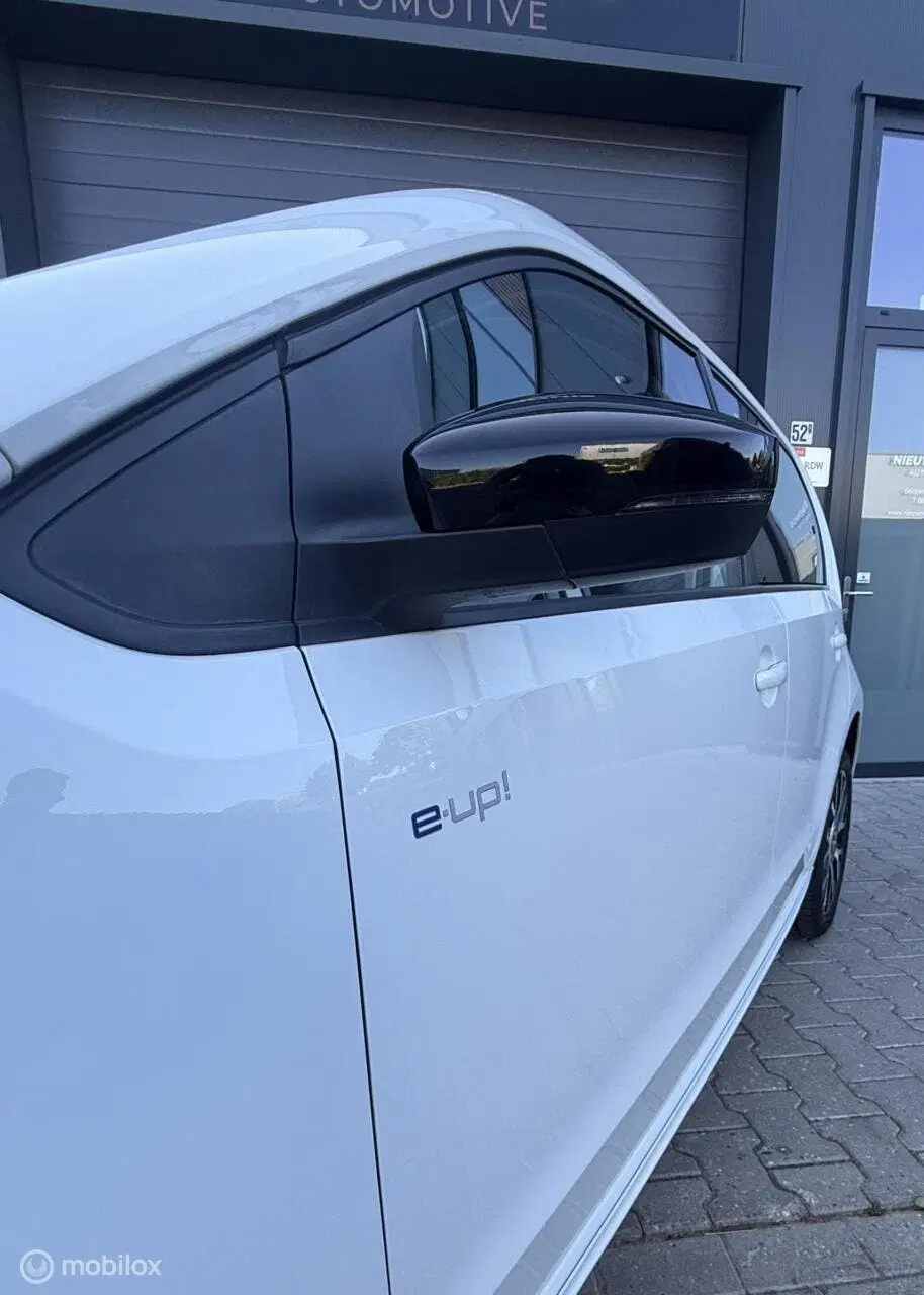 Volkswagen up! Style Plus SOH 91.6% l 16” LMV l Clima uit 2021, foto 15