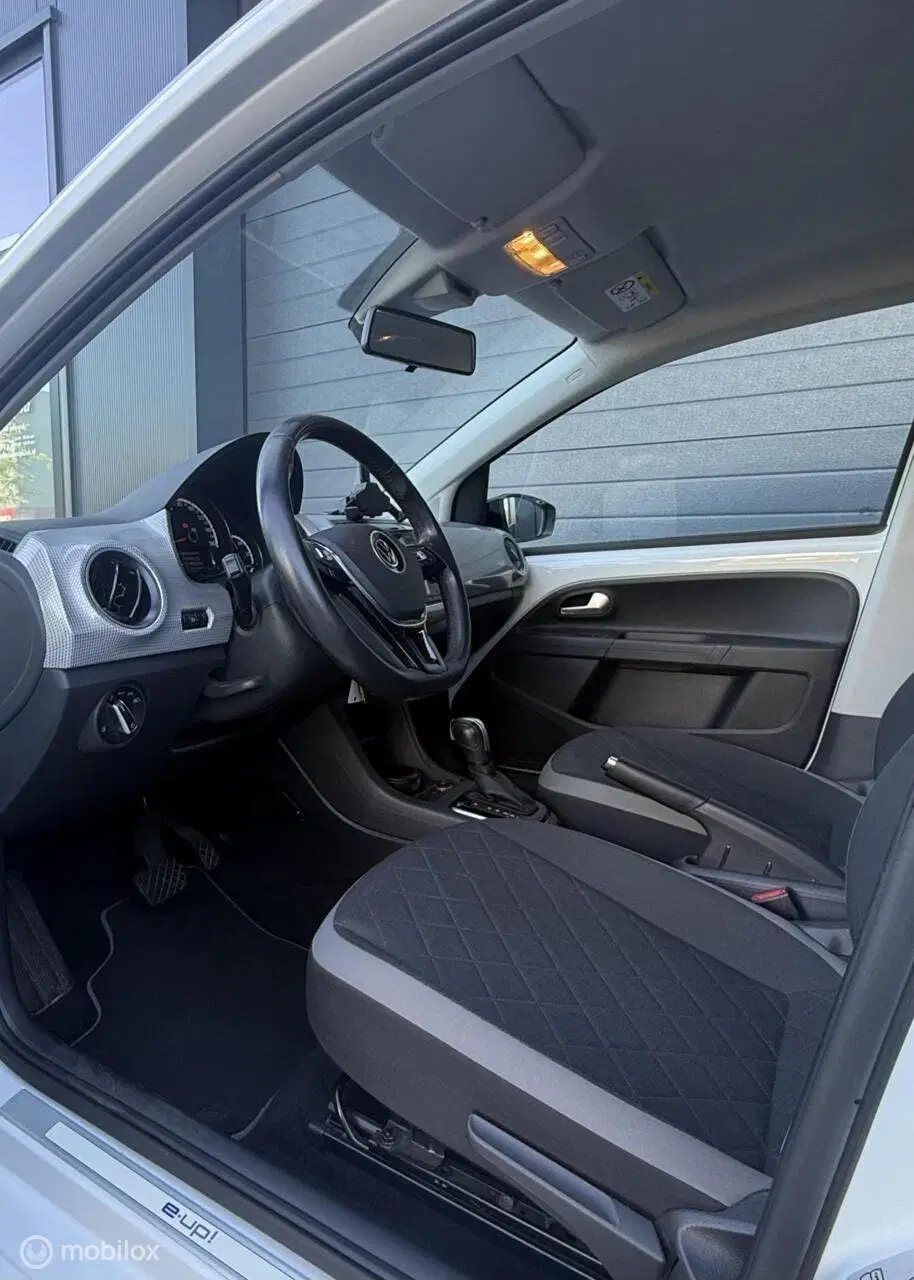 Volkswagen up! Style Plus SOH 91.6% l 16” LMV l Clima uit 2021, foto 3