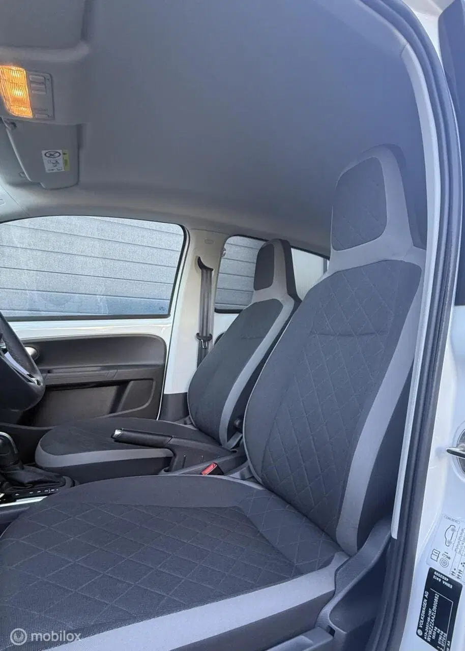 Volkswagen up! Style Plus SOH 91.6% l 16” LMV l Clima uit 2021, foto 5