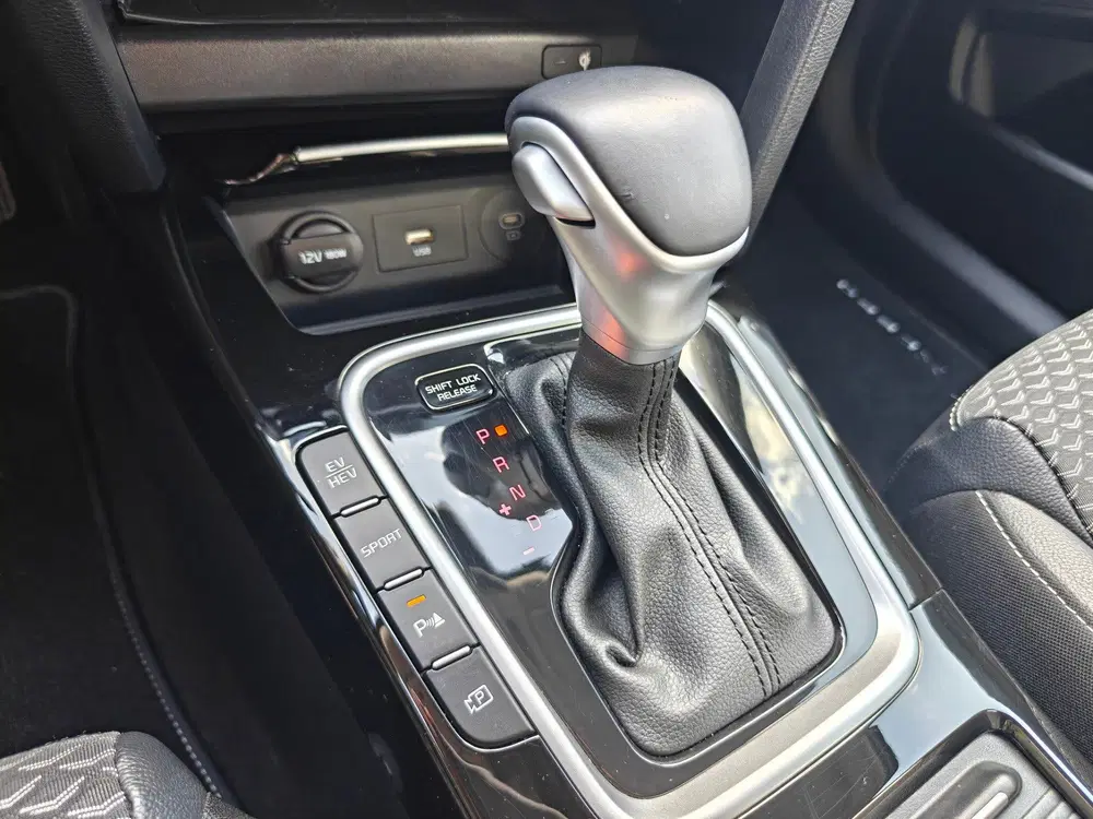 Kia XCeed 1.6 GDi PHEV DynamicPlusLine uit 2022, foto 11