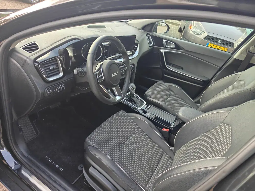Kia XCeed 1.6 GDi PHEV DynamicPlusLine uit 2022, foto 15