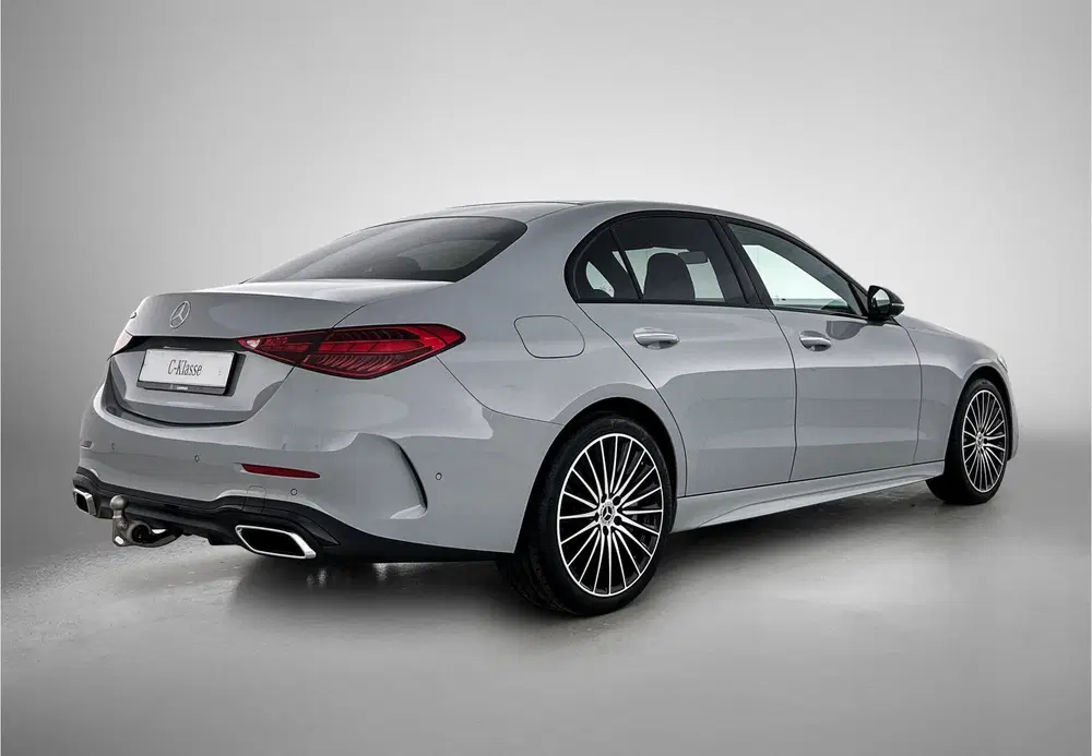 Mercedes-Benz C-Klasse 300 e 140 Years Edition uit 2026, foto 2