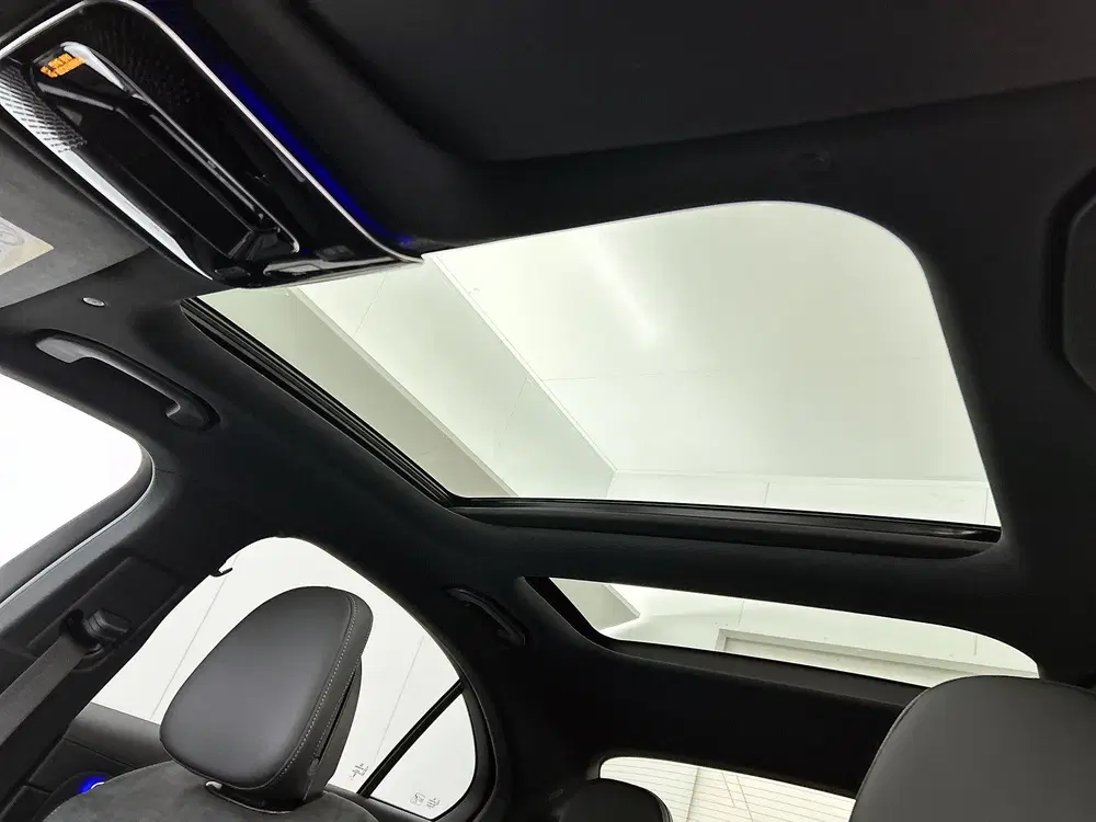 Mercedes-Benz C-Klasse 300 e 140 Years Edition uit 2026, foto 4