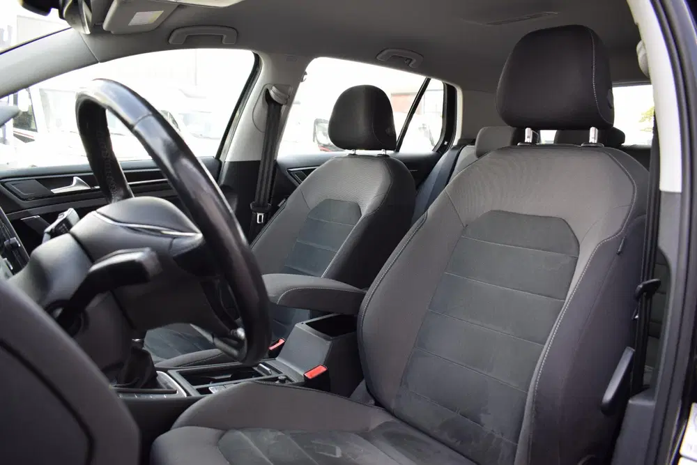 Volkswagen Golf 1.5 TSI Highline uit 2019, foto 5