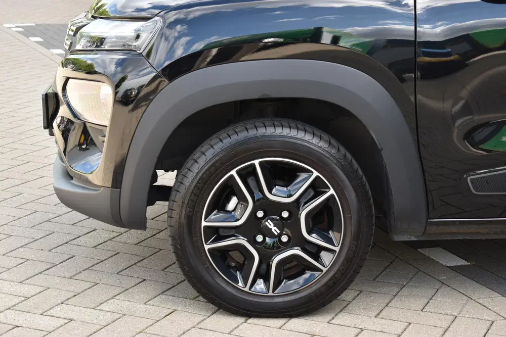Dacia Spring Expression 27 kWh uit 2024, foto 8