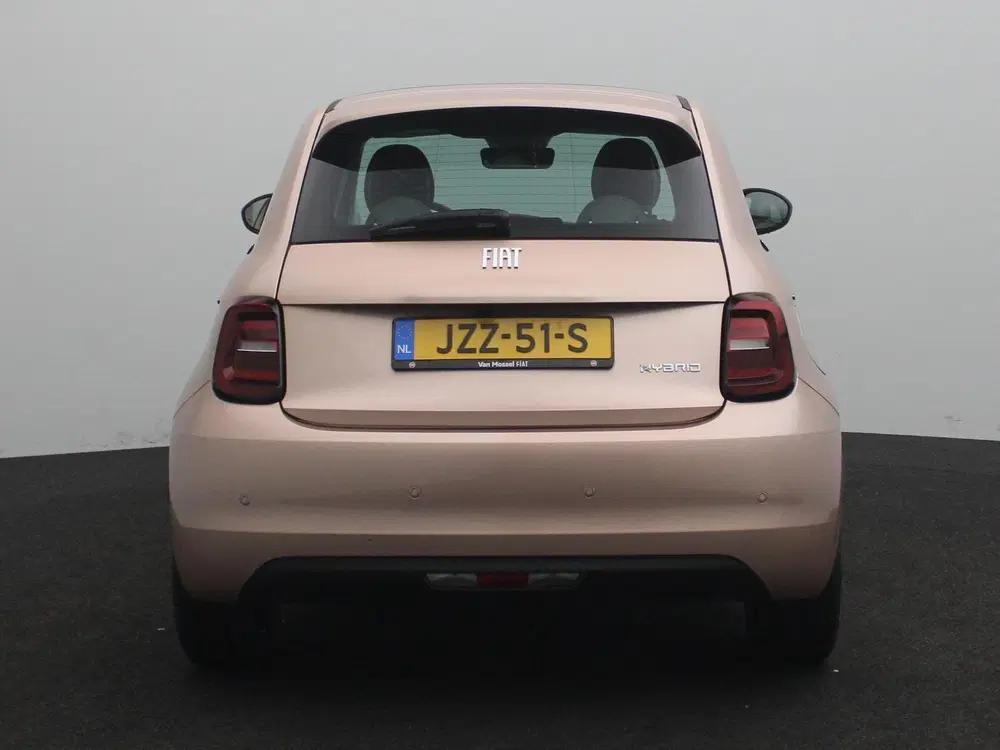 Fiat 500 1.0 Hybrid La Prima uit 2026, foto 5