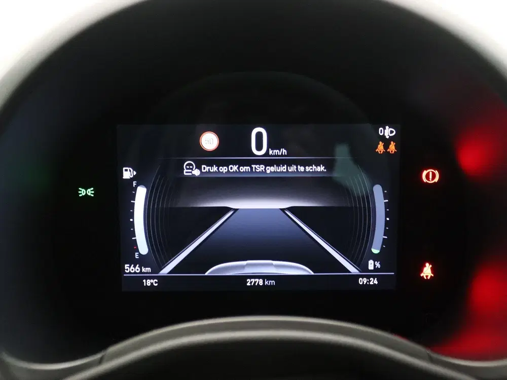 Fiat 500 1.0 Hybrid La Prima uit 2026, foto 8