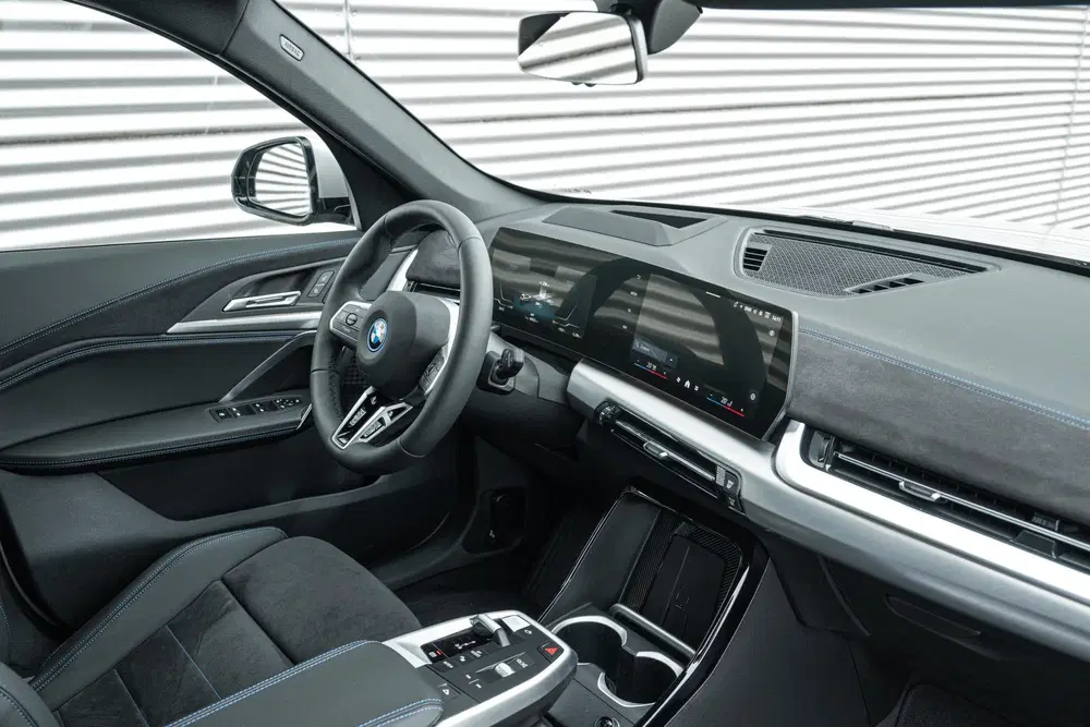 BMW iX1 eDrive20 M Sport uit 2026, foto 13