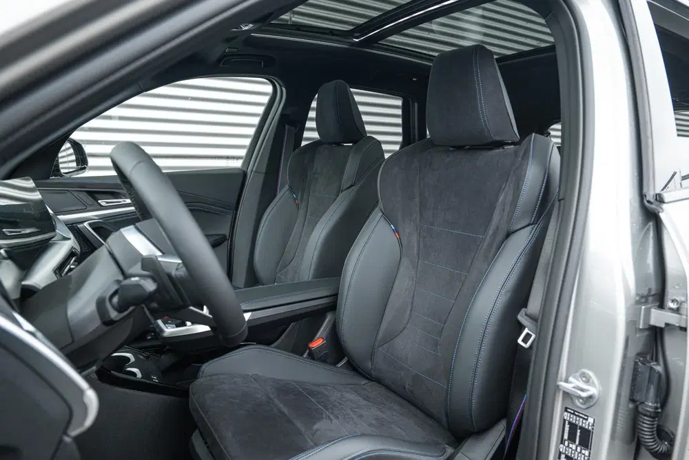 BMW iX1 eDrive20 M Sport uit 2026, foto 4