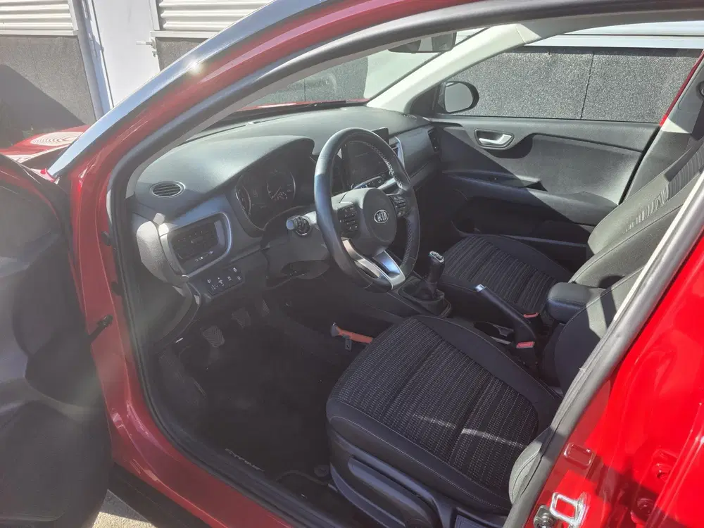 Kia Stonic 1.0 T-GDi MHEV DynamicLine Nieuw geleverd uit 2021, foto 12