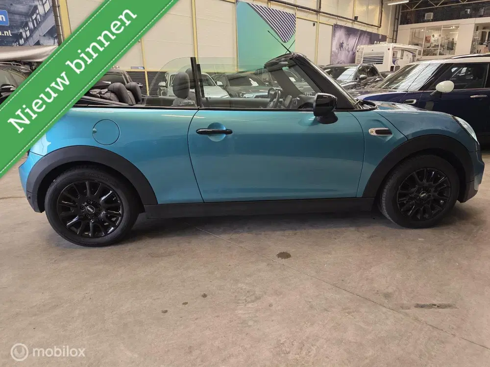 Mini Cabrio 1.5 Cooper Chili uit 2020, foto 14