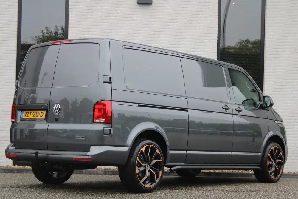 Volkswagen Transporter 2.0 TDI Automaat uit 2024, foto 9