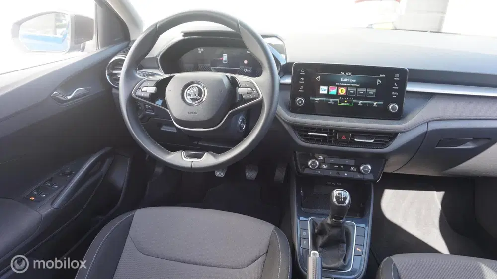 Skoda Fabia 1.0 TSI 95PK Business edition Bi-Color uit 2024, foto 9