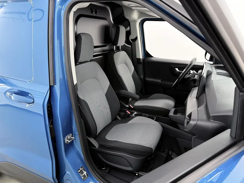 Ford Transit Courier LIMITED uit 2025, foto 10