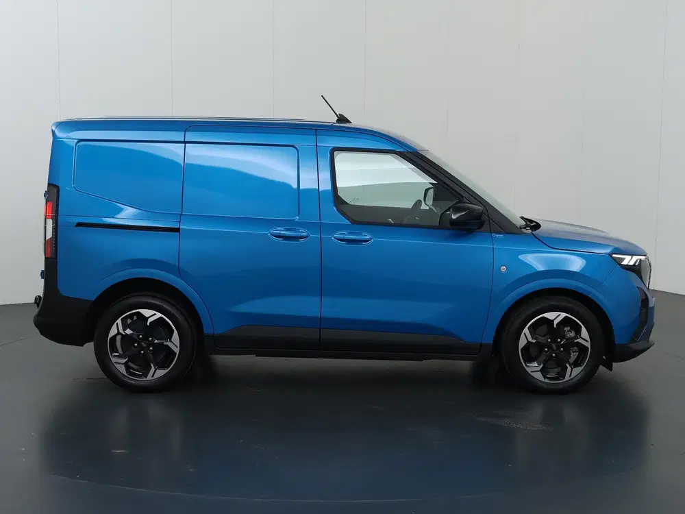 Ford Transit Courier LIMITED uit 2025, foto 6