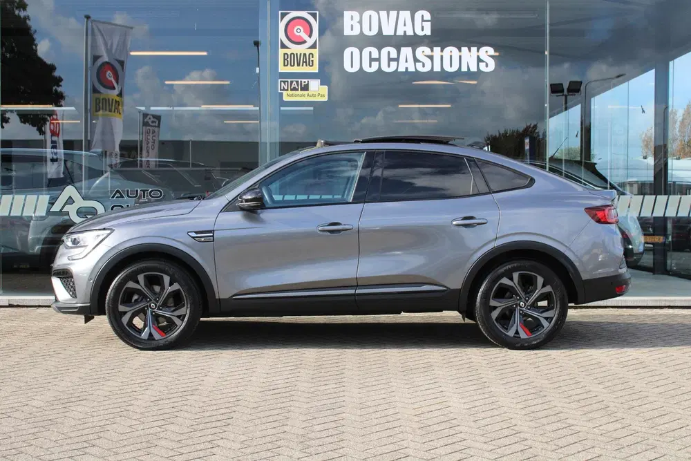 Renault Arkana 1.6 E-Tech Hybrid 145 R.S. Line uit 2022, foto 6