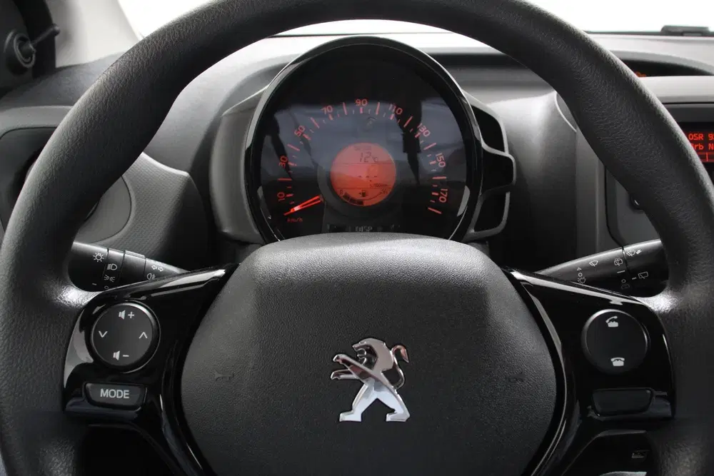 Peugeot 108 1.0 e-VTi Active Airco Bluetooth Led 5 deu uit 2021, foto 13