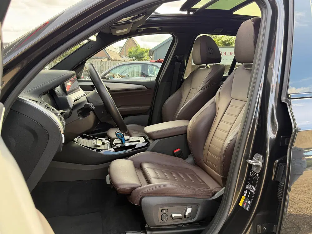 BMW iX3 High Executive M Pakket uit 2022, foto 10