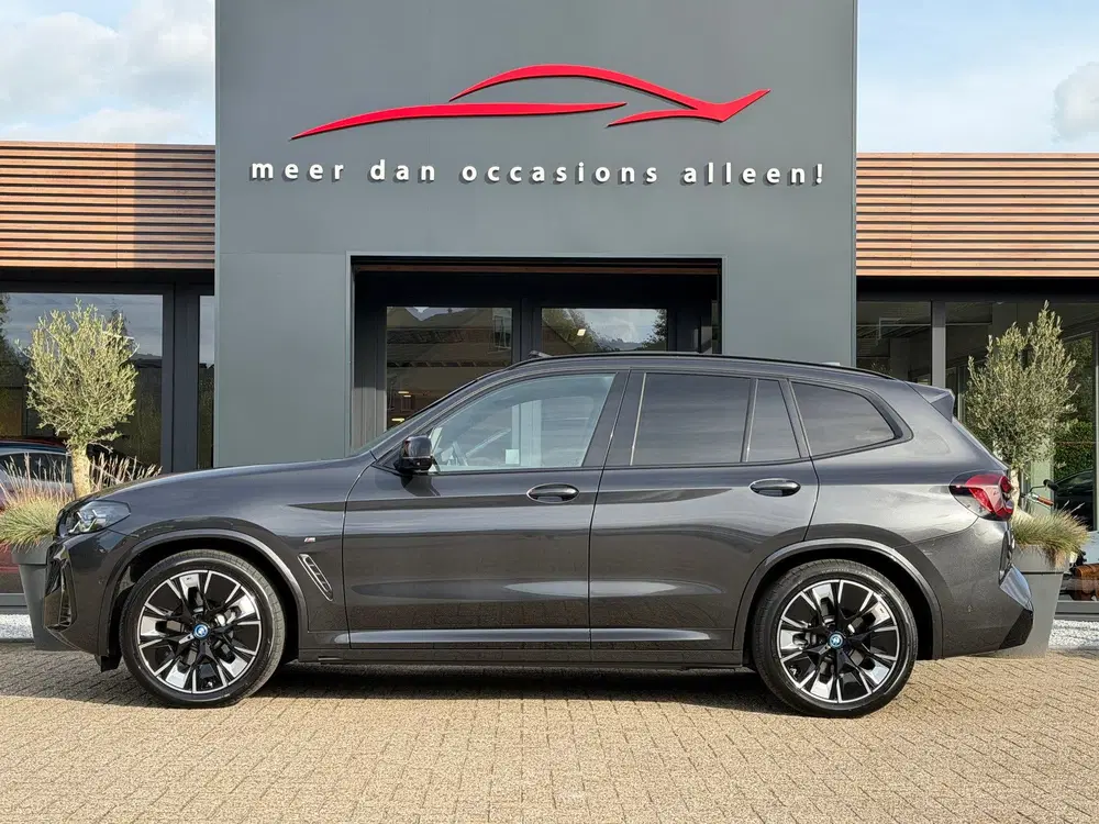BMW iX3 High Executive M Pakket uit 2022, foto 8