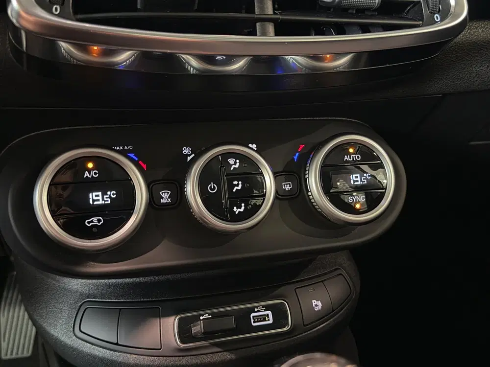 Fiat 500 1.3 GSE Lounge LED uit 2021, foto 14