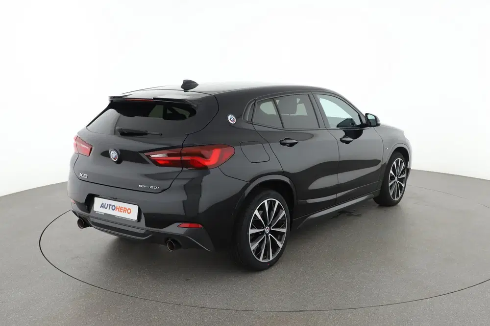 BMW X2 sDrive20i Business Edition Plus uit 2022, foto 6