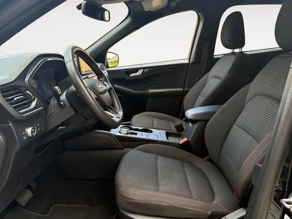 Ford Kuga 2.5 PHEV ST-Line uit 2023, foto 13