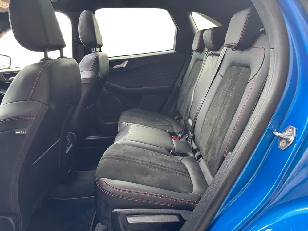 Ford Kuga ST-Line X uit 2026, foto 14