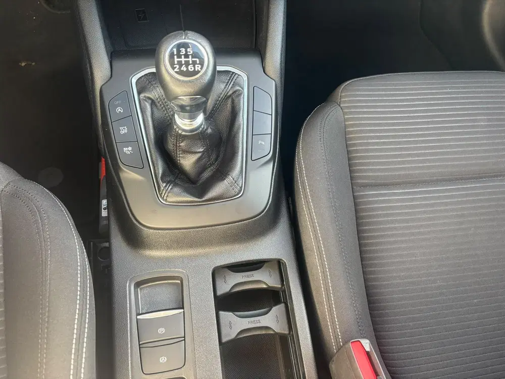 Ford Focus 1.0 EcoBoost Titanium Business uit 2019, foto 13