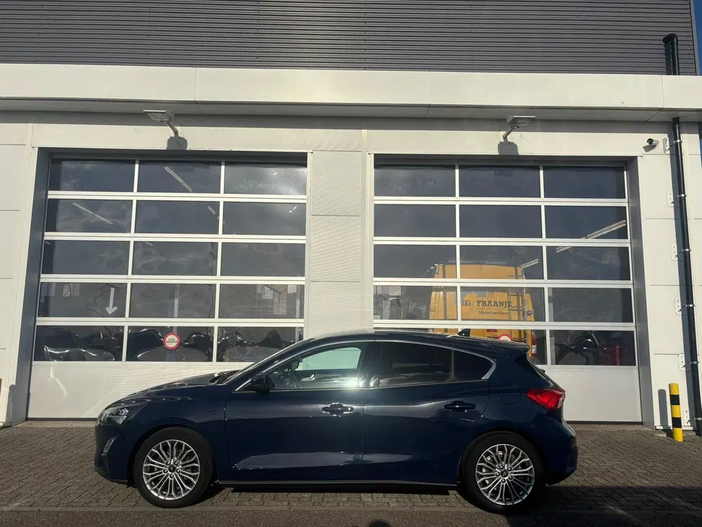 Ford Focus 1.0 EcoBoost Titanium Business uit 2019, foto 2