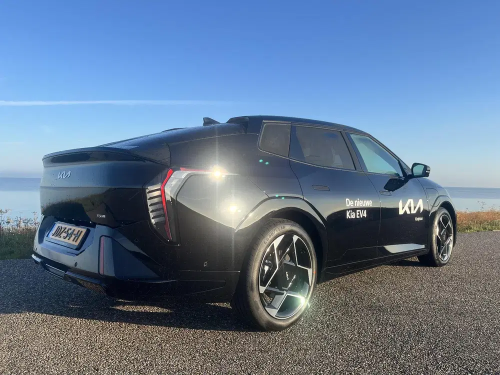 Kia EV4 GT-PlusLine 81.4 kWh Nu in de showroom DEM uit 2025, foto 3