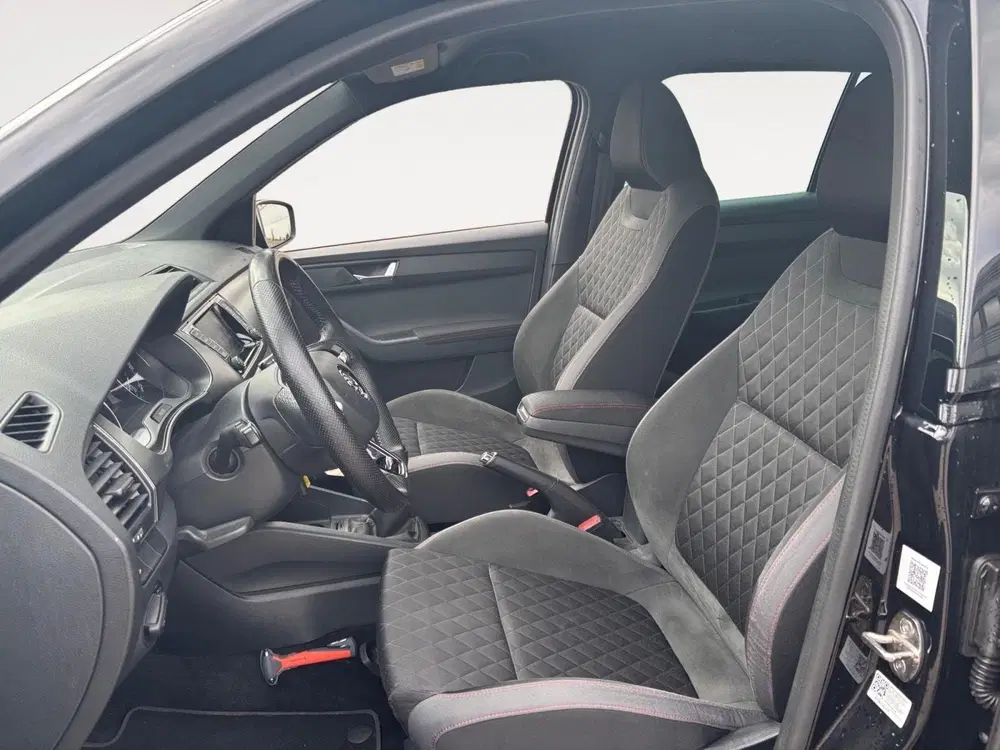 Skoda Fabia 1.0 TSI Sport business uit 2020, foto 13