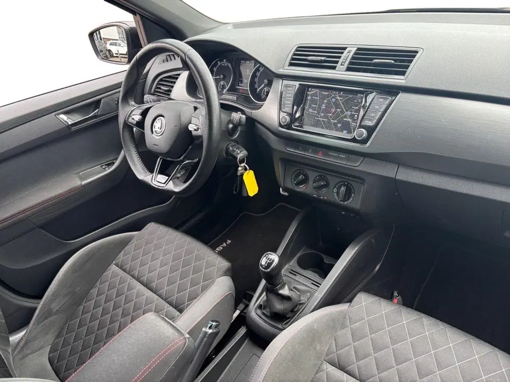 Skoda Fabia 1.0 TSI Sport business uit 2020, foto 14
