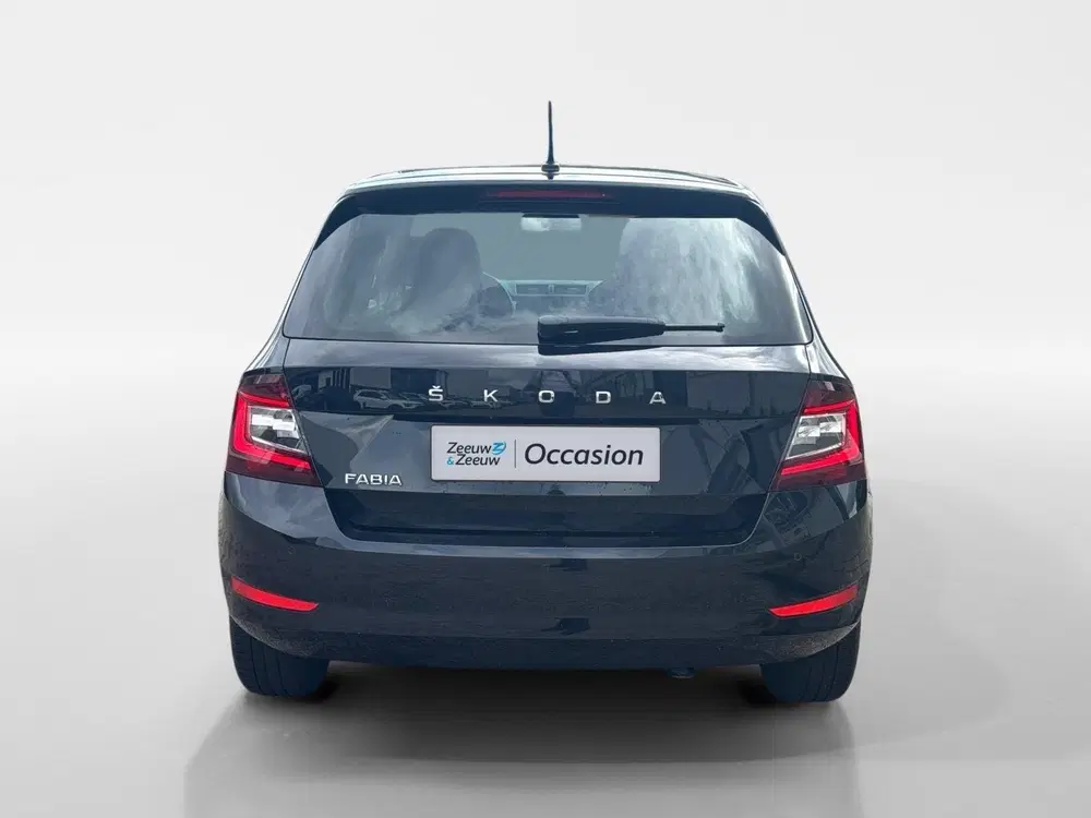 Skoda Fabia 1.0 TSI Sport business uit 2020, foto 6