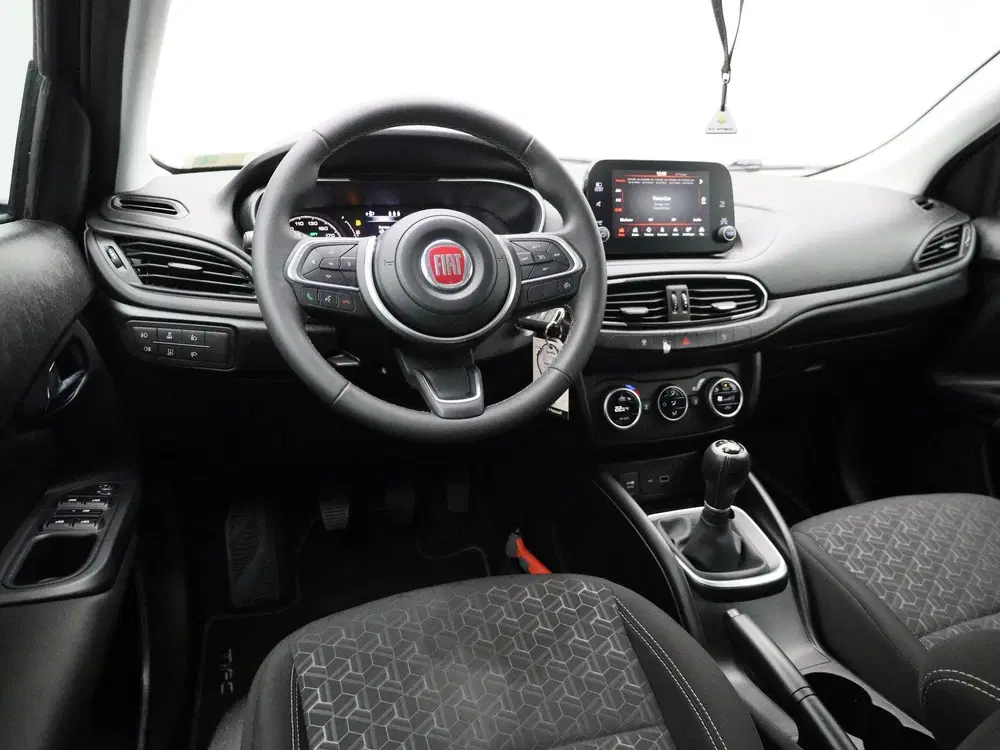 Fiat Tipo 1.0 City Cross uit 2022, foto 7