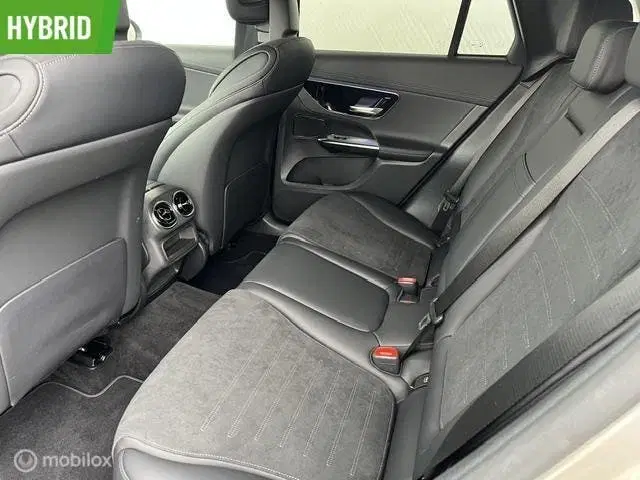 Mercedes-Benz GLC Mercedes GLC-klasse 300e 4MATIC AMG Line A uit 2023, foto 12