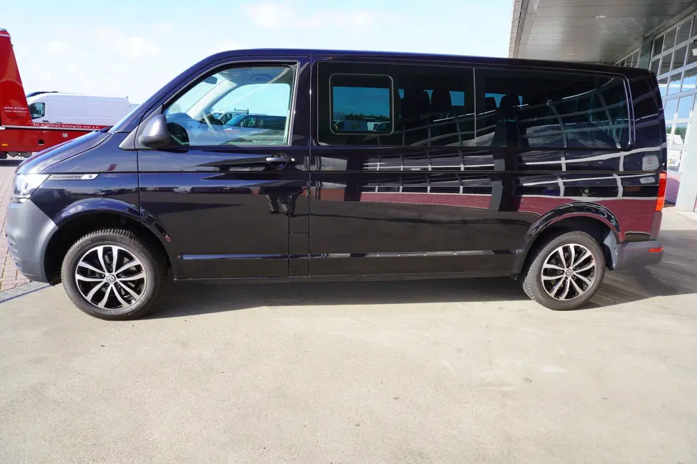 Volkswagen Transporter 2.0 TDI 150PK L2H1 9 Persoons n uit 2022, foto 8