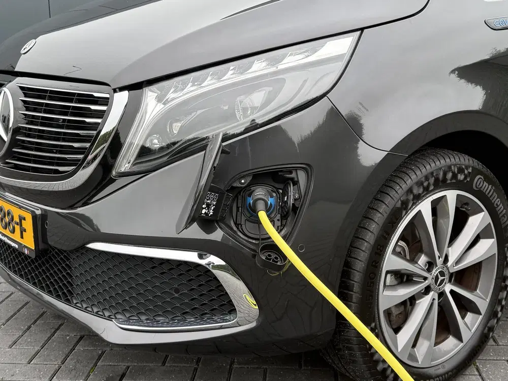 Mercedes-Benz EQV 300 90kWh AVANTGARDE uit 2021, foto 10