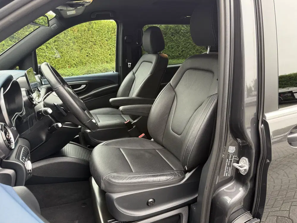 Mercedes-Benz EQV 300 90kWh AVANTGARDE uit 2021, foto 12