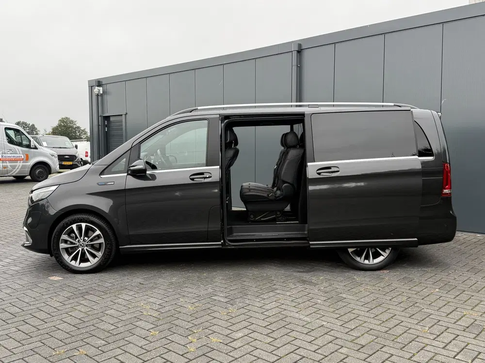Mercedes-Benz EQV 300 90kWh AVANTGARDE uit 2021, foto 4