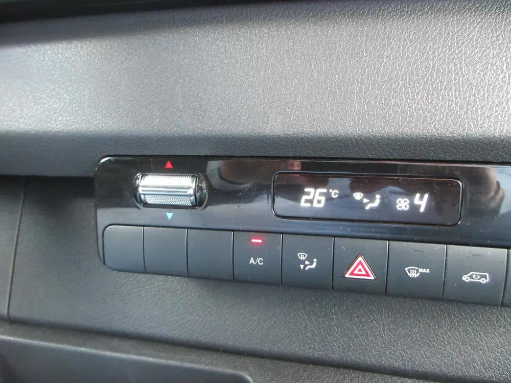 Mercedes-Benz Sprinter L2H2 Euro 6 Automaat uit 2023, foto 15