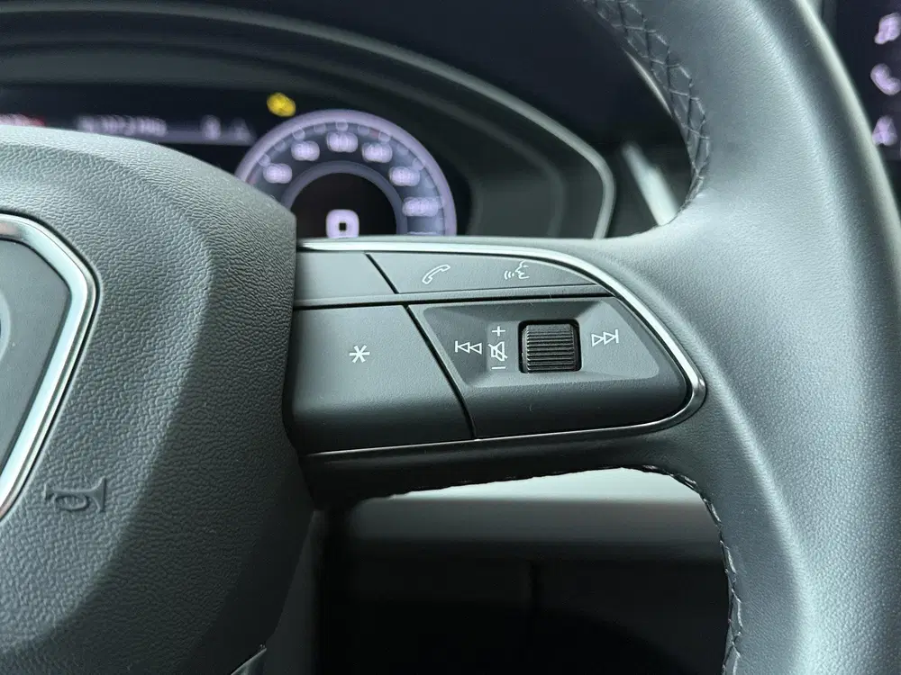 Audi Q5 50 TFSI e Pro Line uit 2023, foto 10