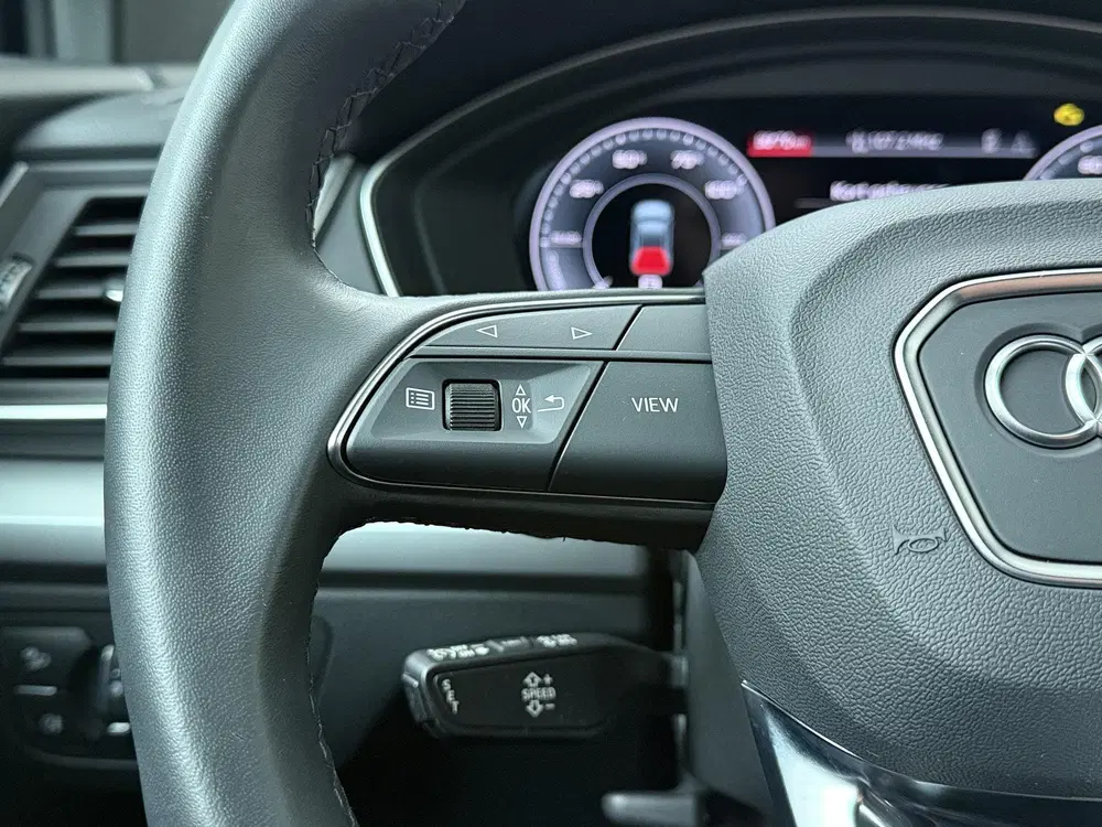 Audi Q5 50 TFSI e Pro Line uit 2023, foto 8
