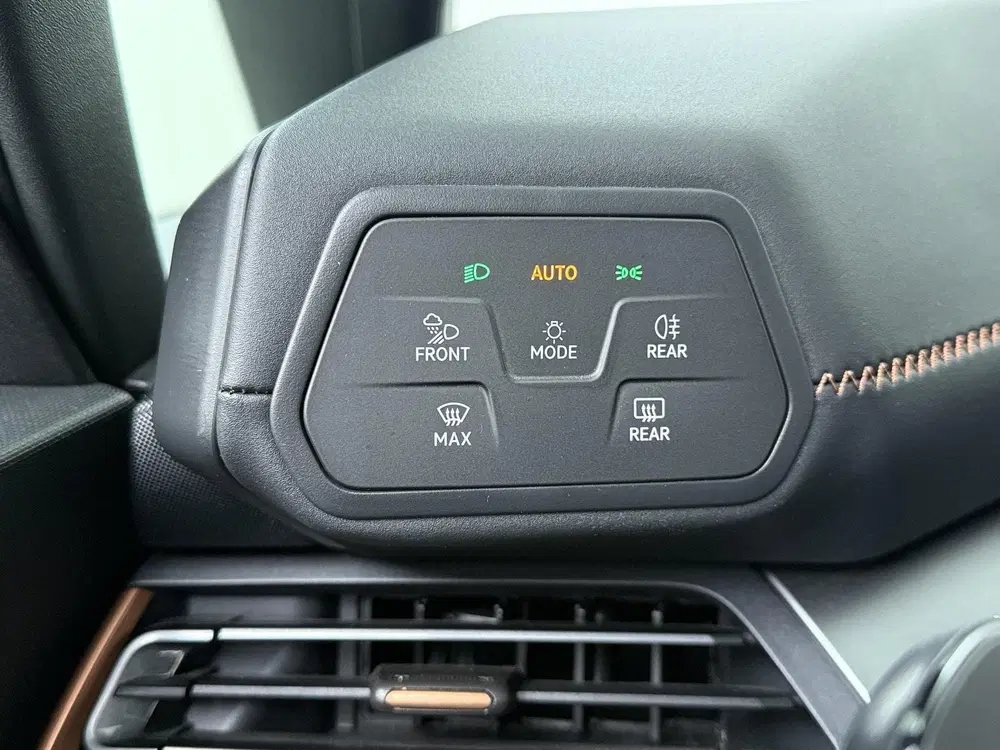 Cupra Born eBoost 62 kWh uit 2023, foto 11