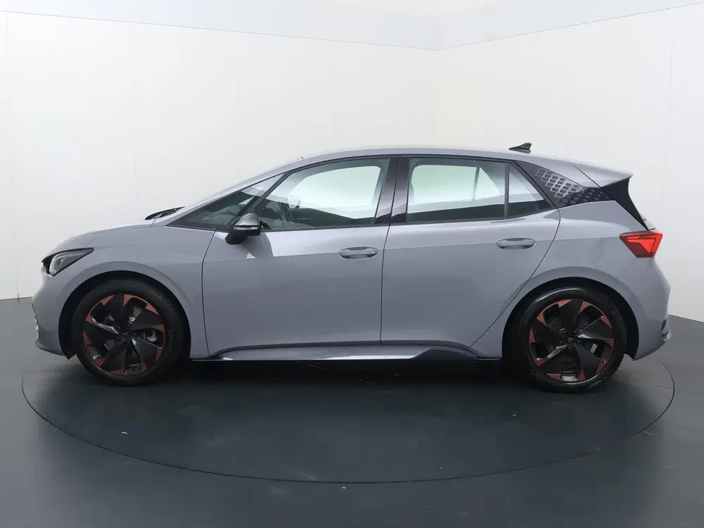 Cupra Born eBoost 62 kWh uit 2023, foto 2