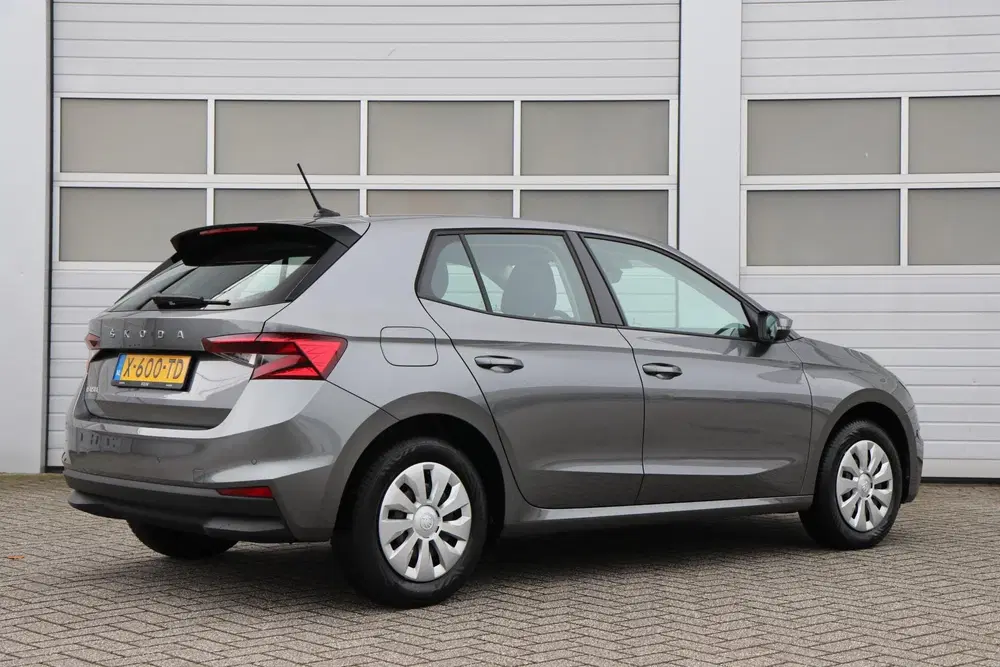 Skoda Fabia 1.0 TSI 110pk DSG Ambition uit 2024, foto 2