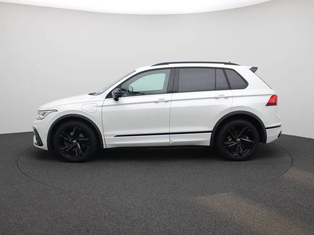 Volkswagen Tiguan 1.4 TSI eHybrid R-Line Business+ 245 PK uit 2021, foto 4